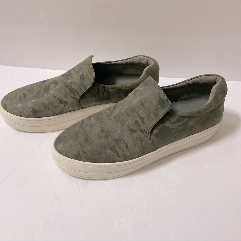 J/Slides Cleo Slip-On Sneakers Size 9
